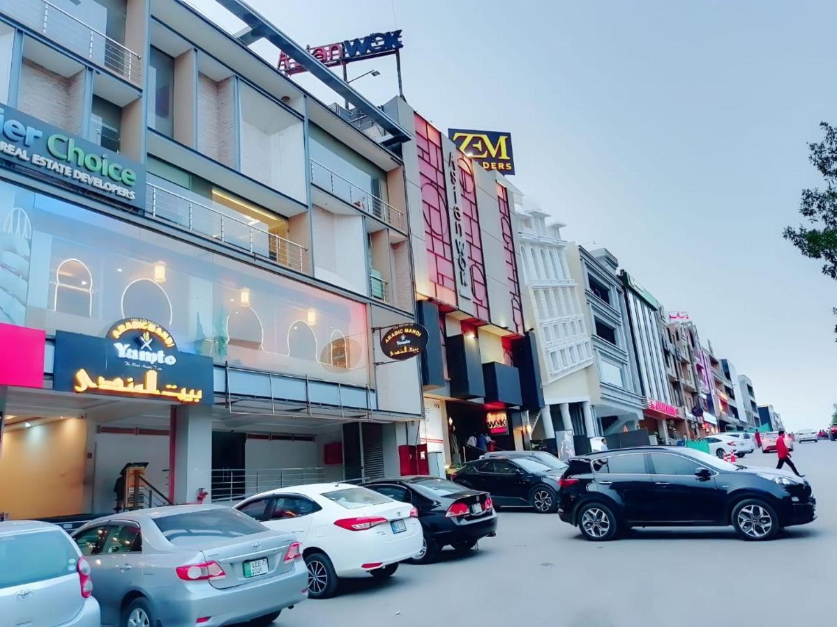 Space Luxury Rental Suites Rawalpindi Bagian luar foto
