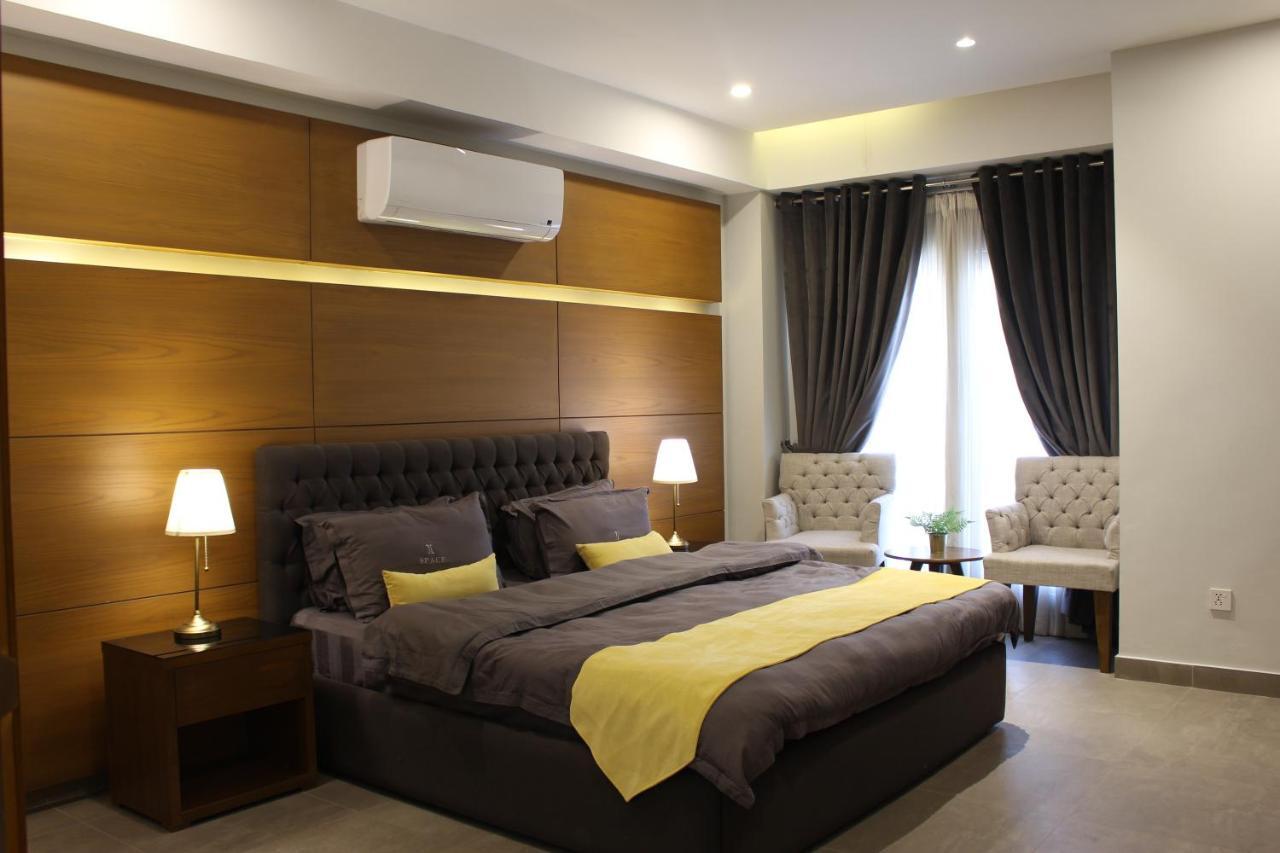Space Luxury Rental Suites Rawalpindi Bagian luar foto