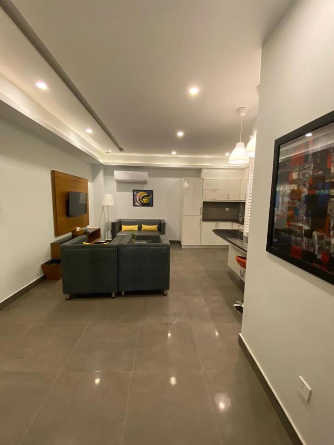 Space Luxury Rental Suites Rawalpindi Bagian luar foto